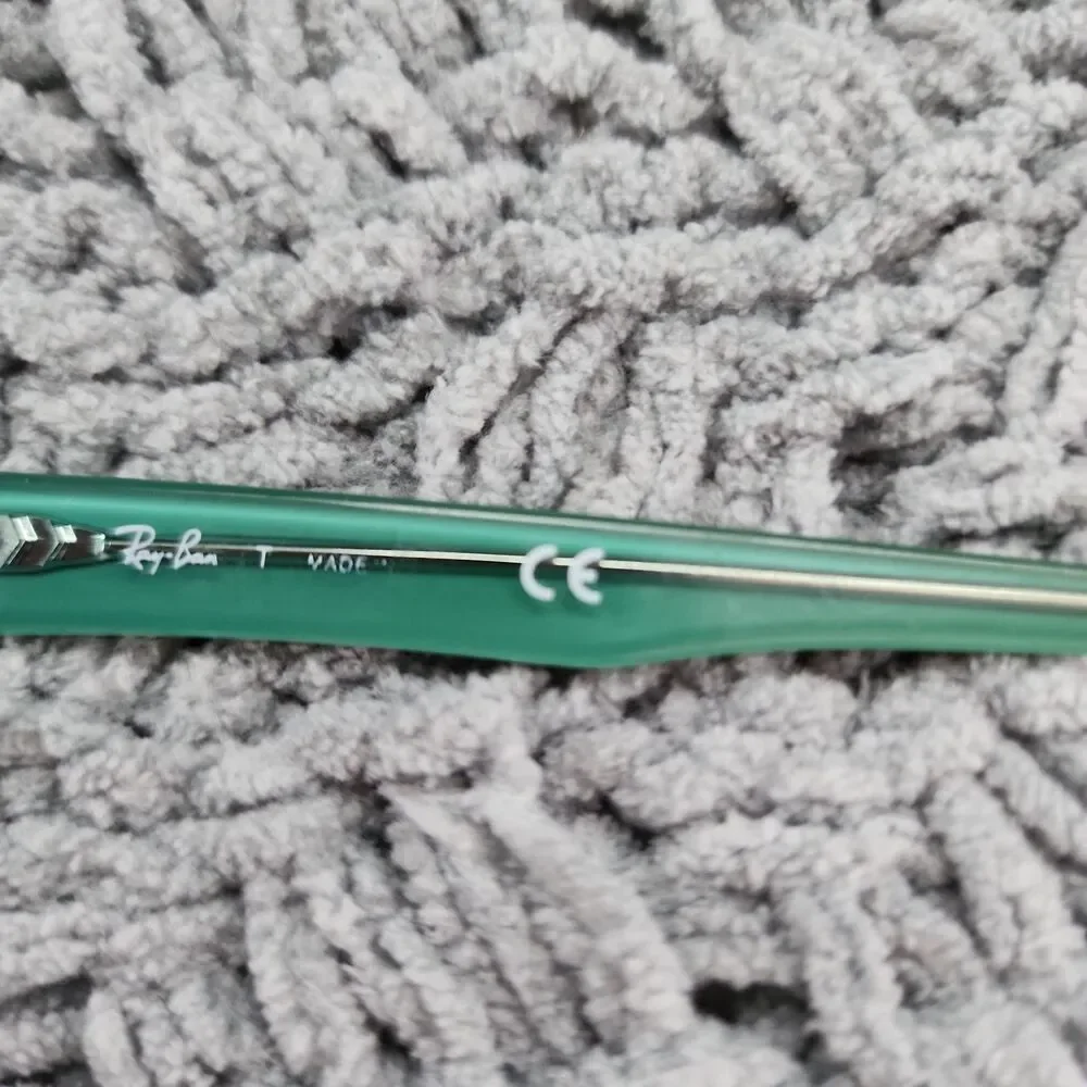 Ray-Ban RB5169 8121 Black Green Authentic Eyeglass Frame 54-16 Unisex Rectangle
